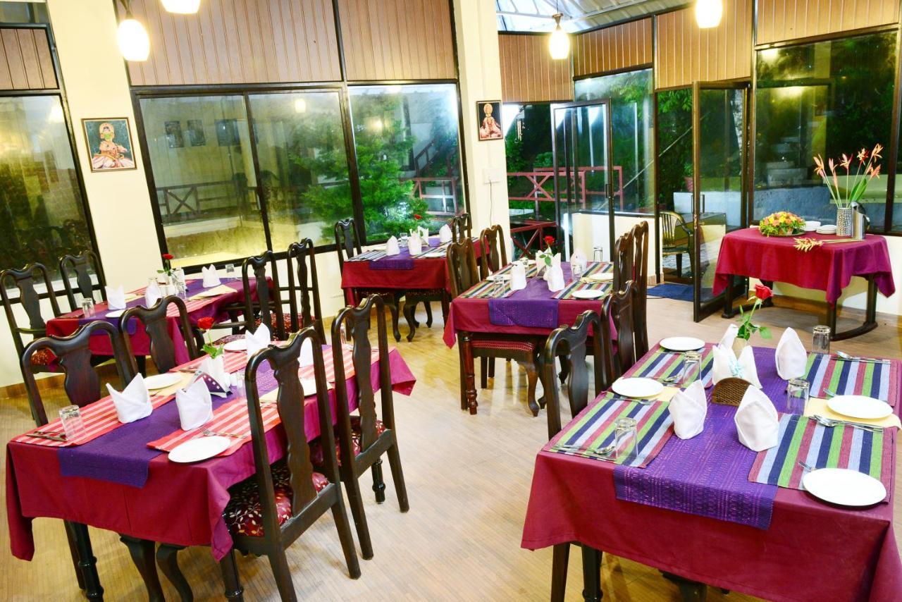 Violet Woods Hotel Munnar Luaran gambar